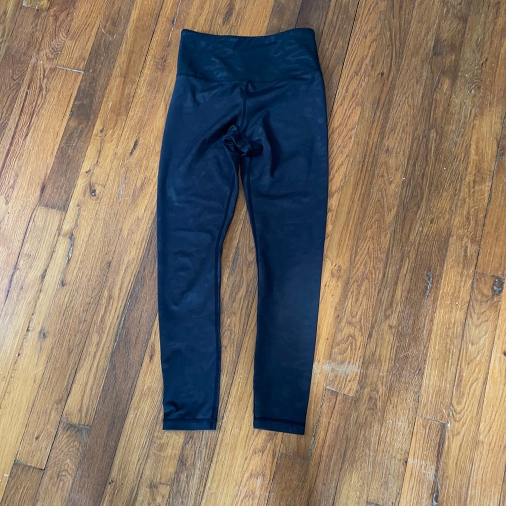 Zyia Black Camo Light n Tights 7/8 Size 2